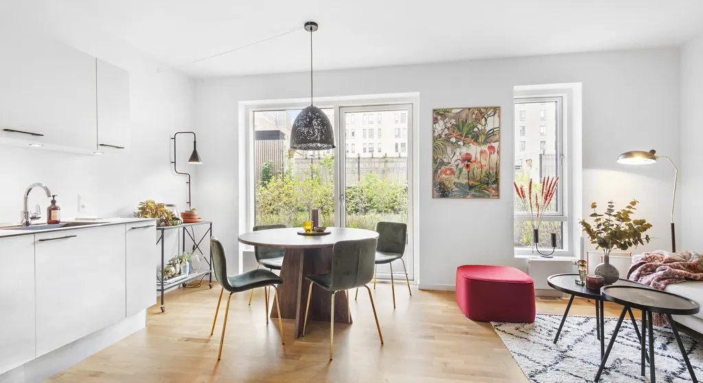 Söögituba - Spacious 2-Bedroom Flat with Large Balcony