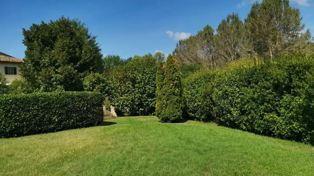 Aed - Rustic Casale with Private Garden in Poggibonsi