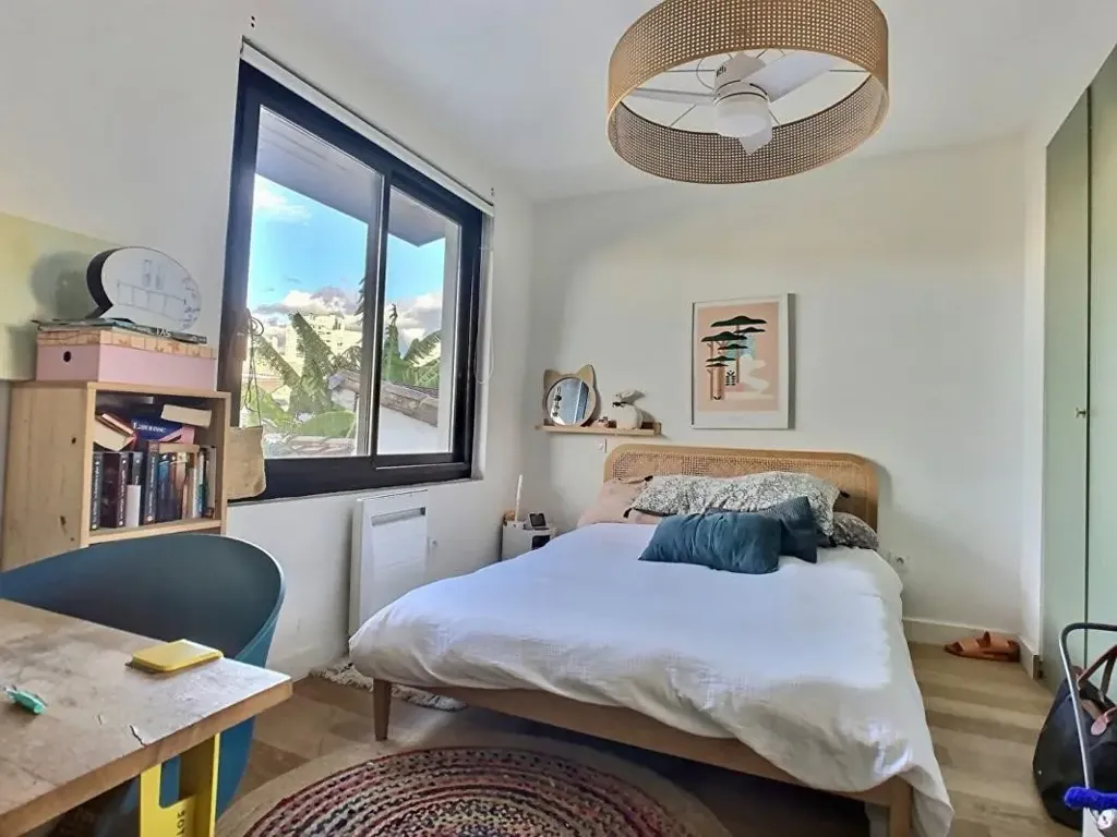 Chambres - Maison 5 pièces à Bègles