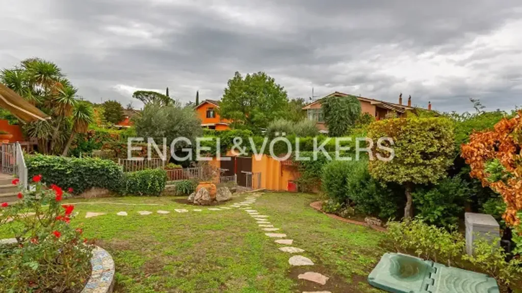 Jardin - Bifamiliar Villa with Private Garden in Grottaferrata