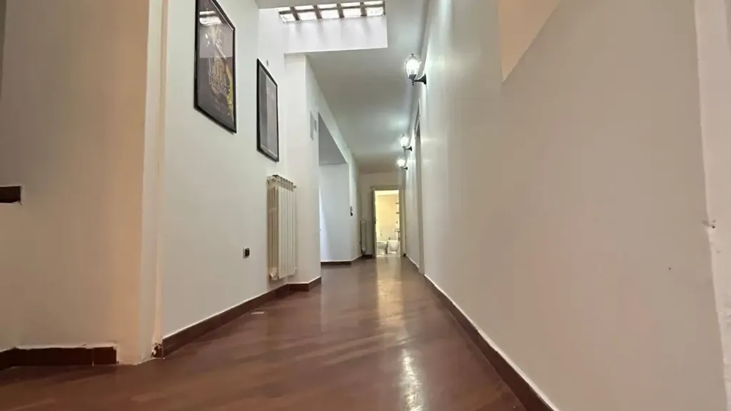 Esik - Central 2-Bedroom Apartment in Naples