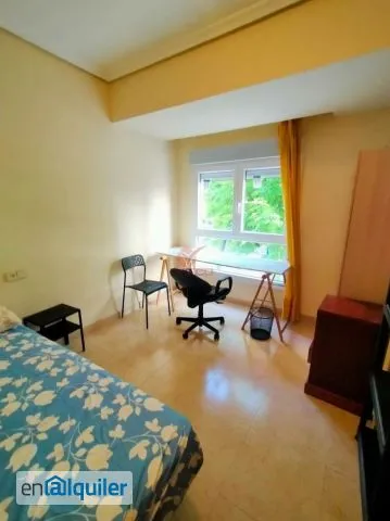 Chambres - Furnished Flat with Lift in City Centre