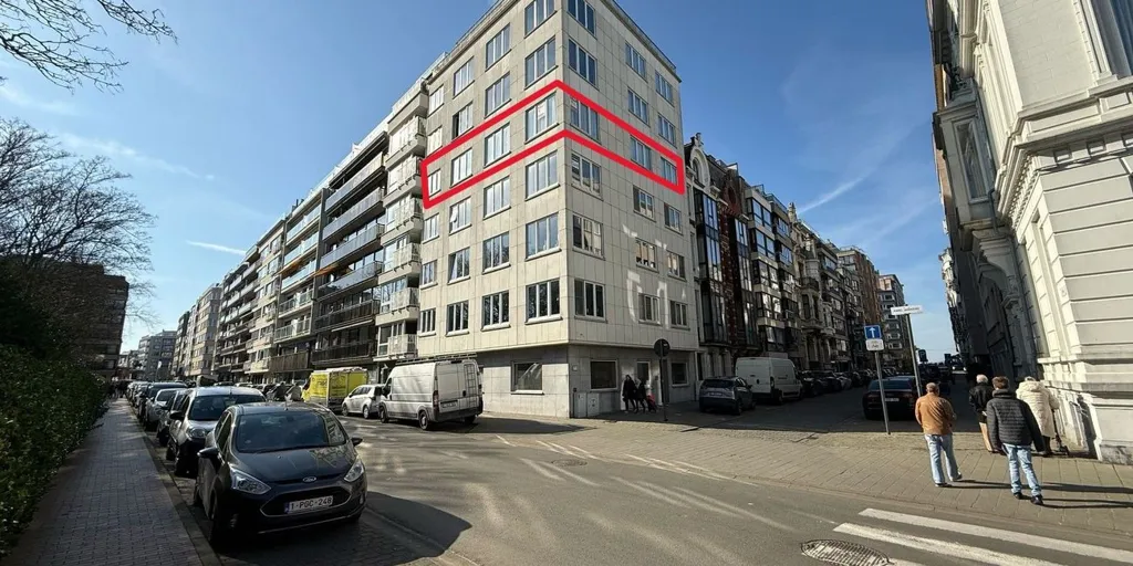 Välivaade - Corner Apartment with Park View in Ostend