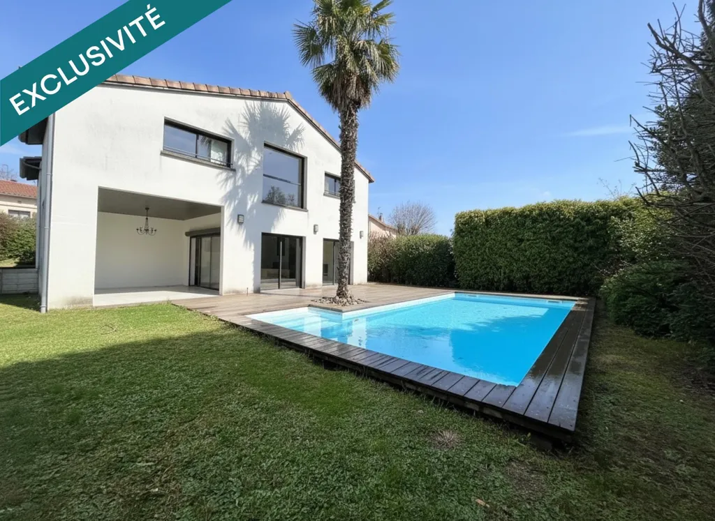 Piscine - Maison Familiale avec Piscine à Balma
