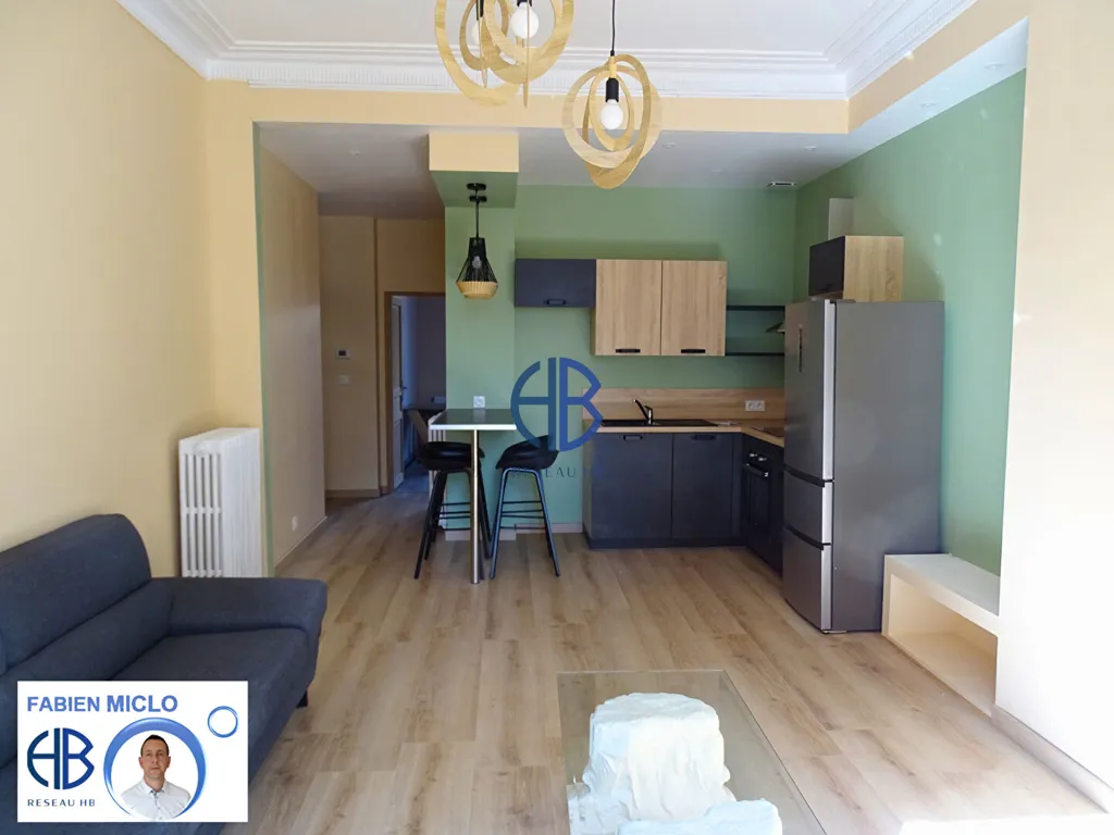 Köök - Renovated 3-Bed Flat with Balcony in Nice