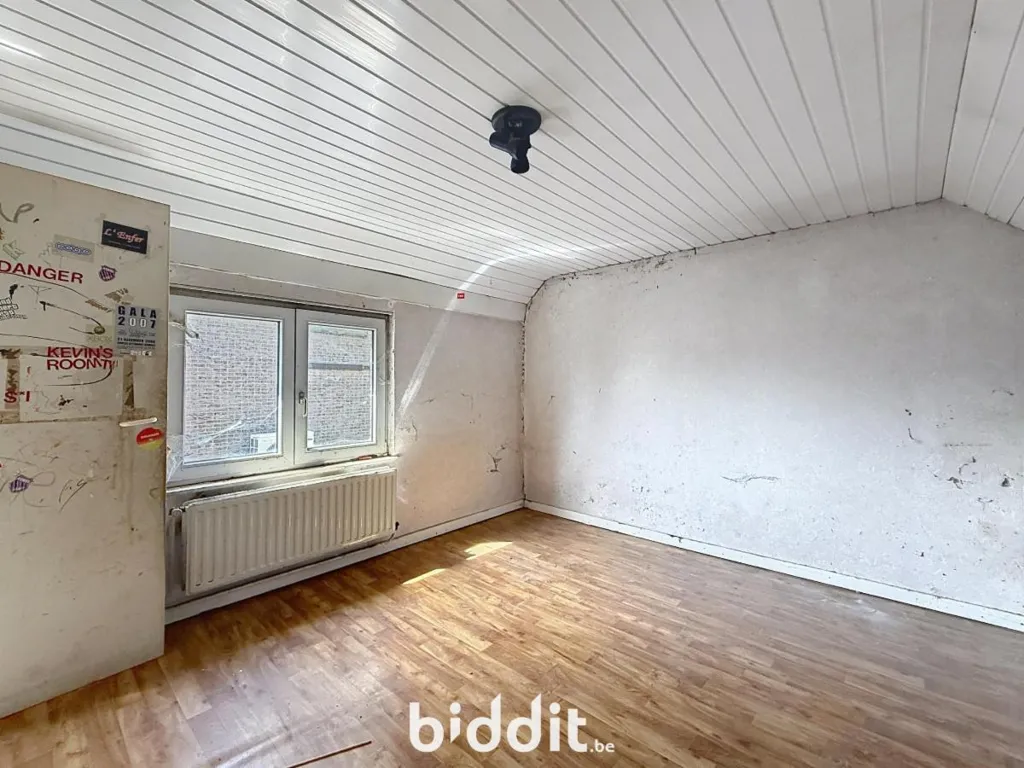 Pièces - Projet de Rénovation Urbaine avec 4 Façades