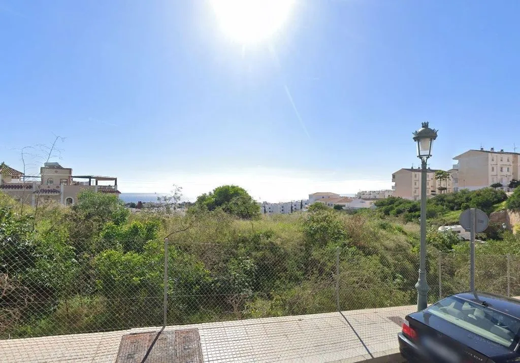 Aed - Building Land with Development Potential in Nerja