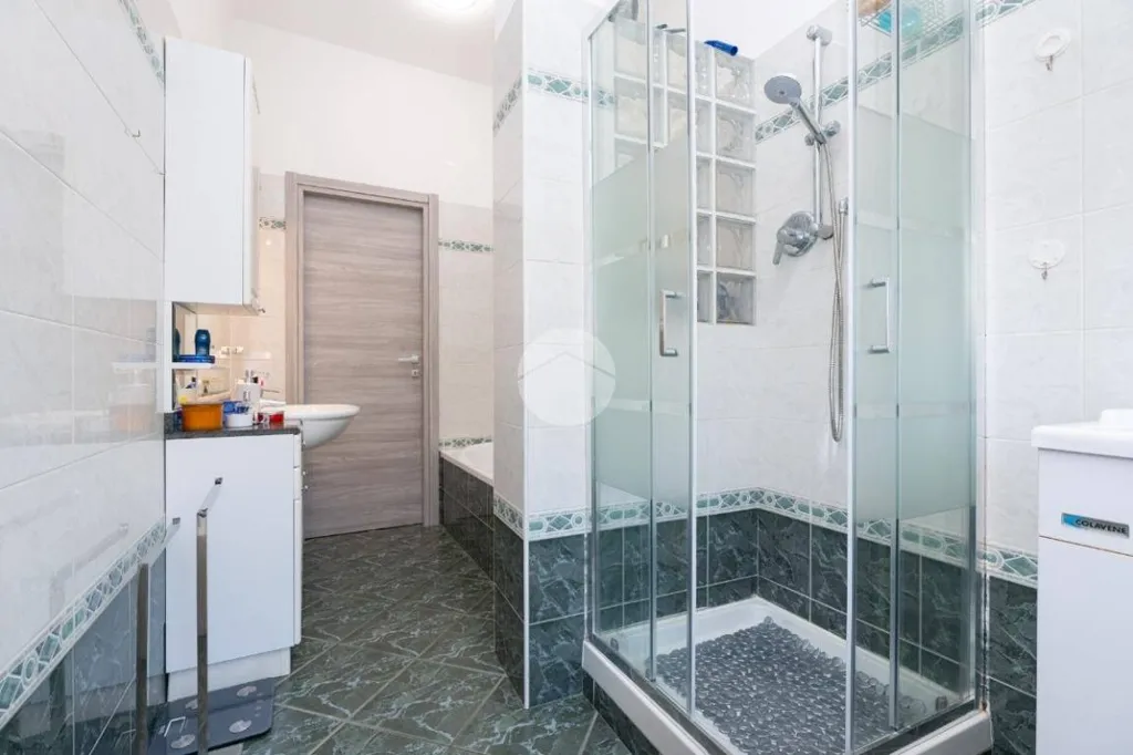 Salles de bain - Apartment with Balcony near Alpignano Centre