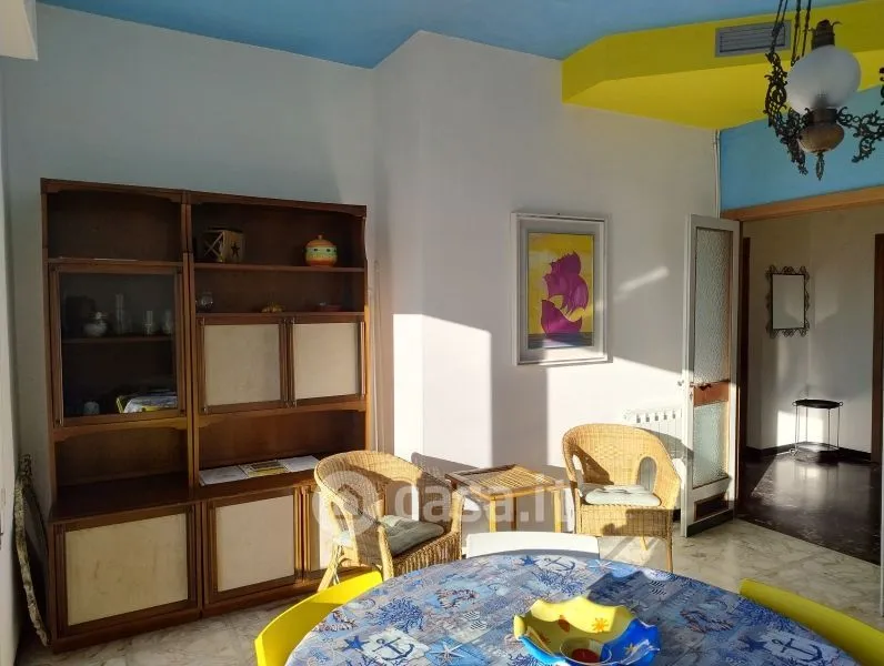 Salle à manger - Spacious Apartment with Sea View in Celle Ligure