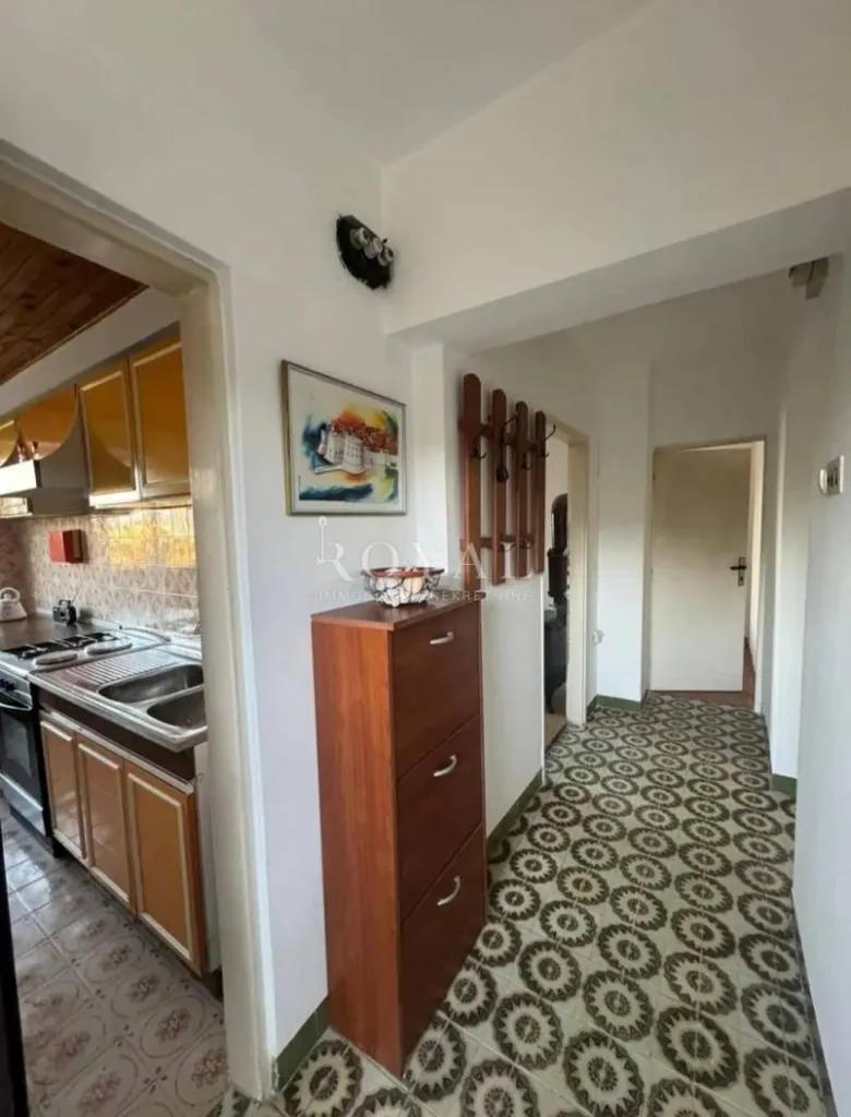 Cuisine - Two-Bedroom Apartment with Balcony in Čavle