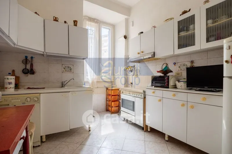 Cuisine - Bilocale with Garden in Historic Building, Testaccio, Rome