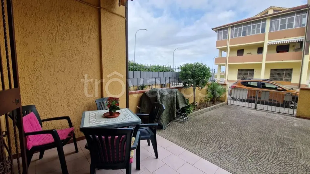 Terrasse - Two-Bedroom Apartment with Private Garden in Comacchio