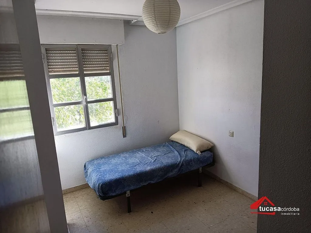 Magamistoad - 3-Bedroom Apartment with Terrace in Fuensanta