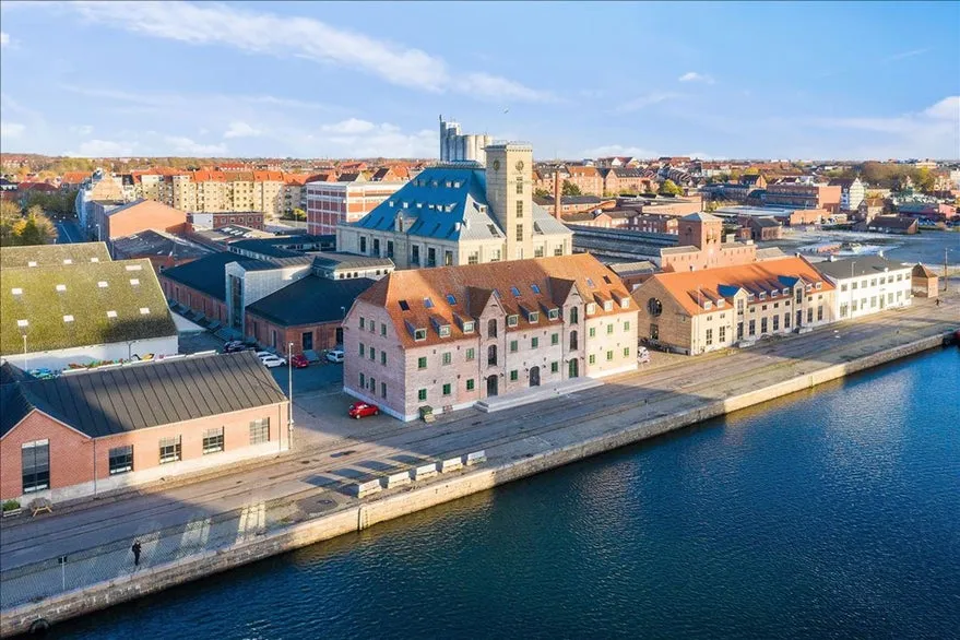 Vue aérienne - Renovated Warehouse Office with Harbour View in Odense