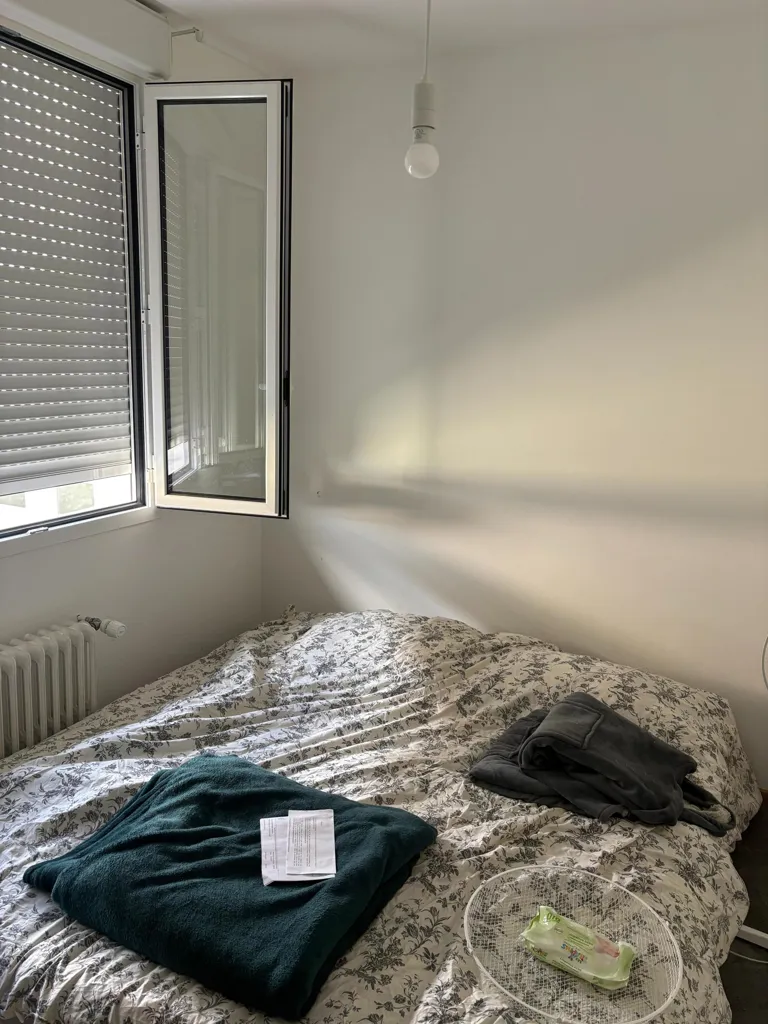 Chambres - Pavillon avec Sous-Sol et Garage à Sevran