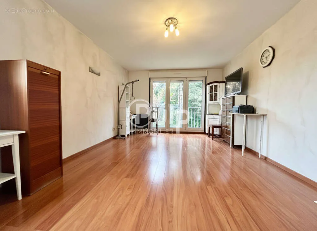 Camere da letto - Bright Apartment with Garage in Bully-les-Mines