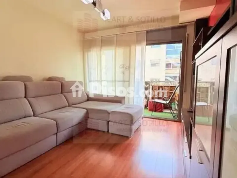 Soggiorno - Modern Flat with Balcony in Xiribecs-Favaret