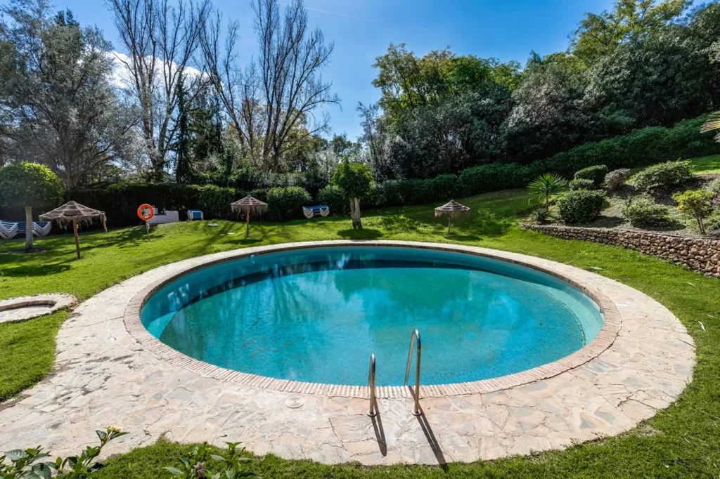 Bassein - Apartment with Pools in La Quinta, Benahavís