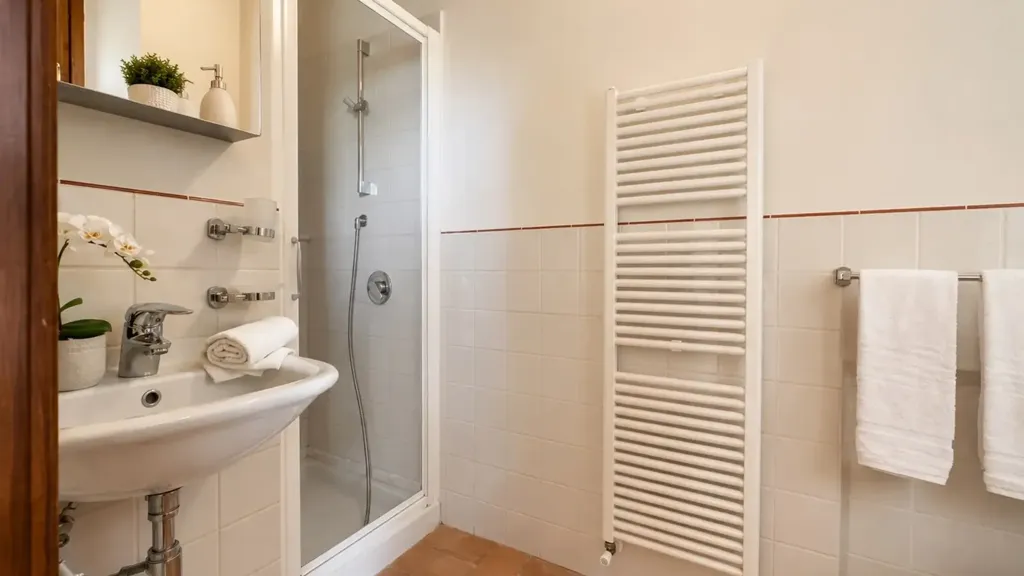 Vannitoad - Tuscan-Style Bilocale with Pool in Gambassi Terme