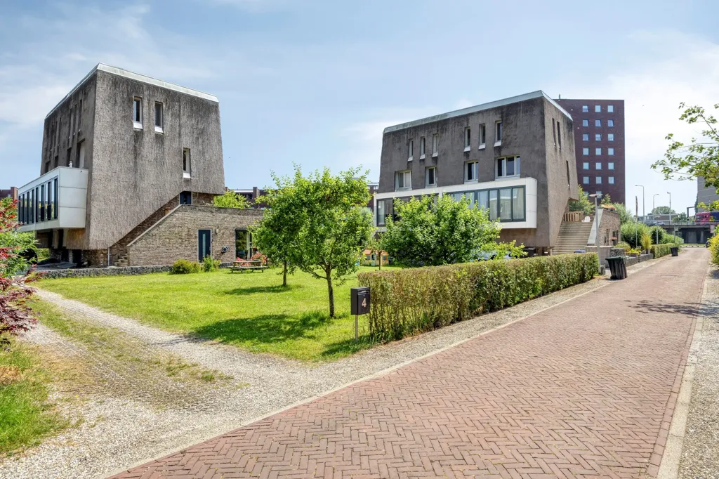 Extérieur - Semi-Detached House with Panoramic Views in Leiderdorp