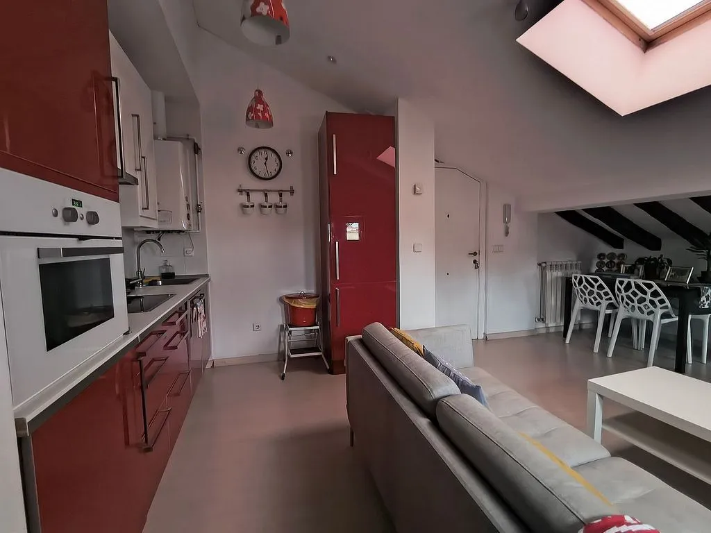 Séjour - Bright 1-Bedroom Flat with Lift in Embajadores