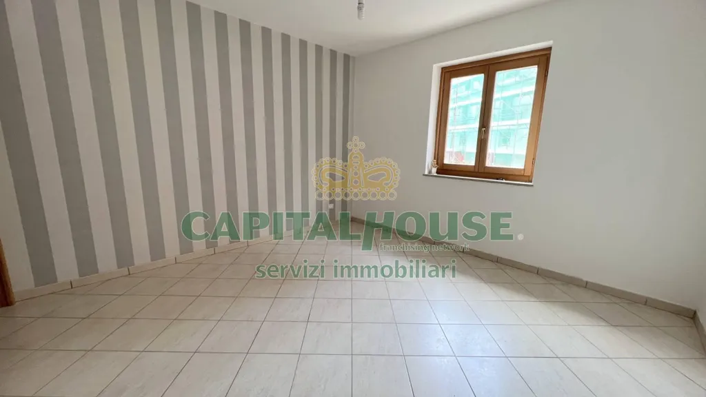 Pièces - Two-Level Apartment with Balcony in Monteforte Irpino