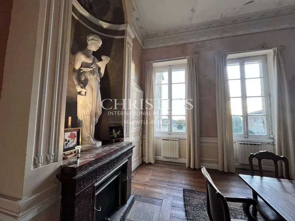 Séjour - Domaine Viticole Historique avec Château à Entre-Deux-Mers