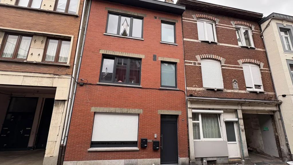 Extérieur - Duplex Rénové avec Garage à Liège
