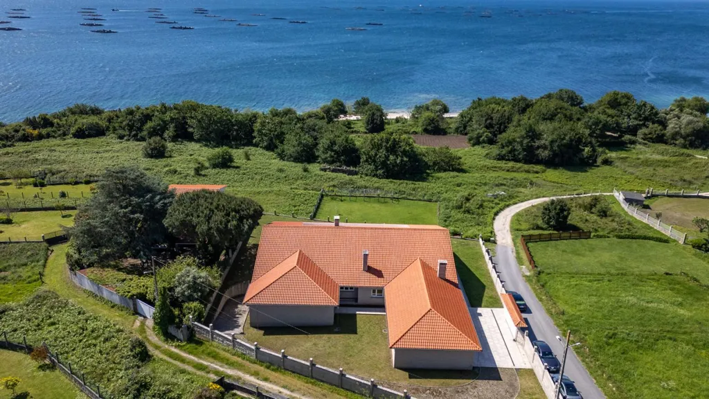Õhuvaade - New Villa with Sea Views in Poio