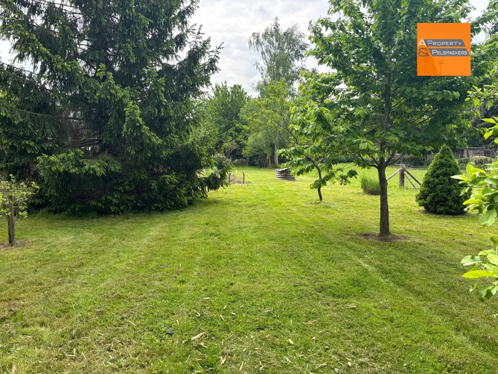 Giardino - Buildable Plot with Green View in Kessel-Lo