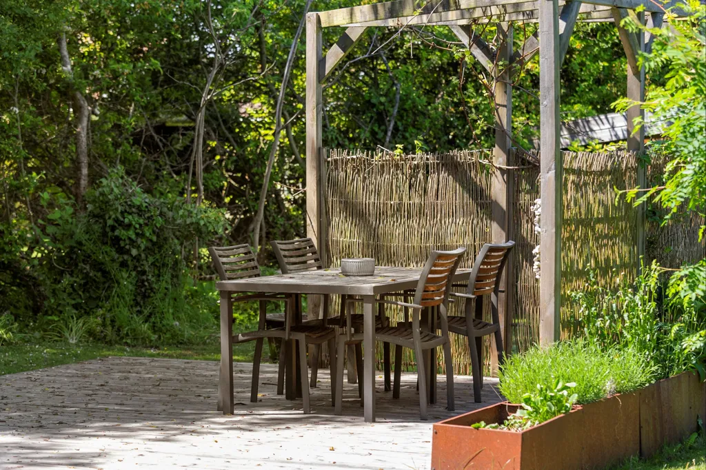 Terrasse - Summerhouse with Garden in Bogense