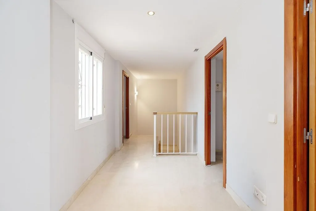 Entrée - Terraced Chalet with Pool in Marbella