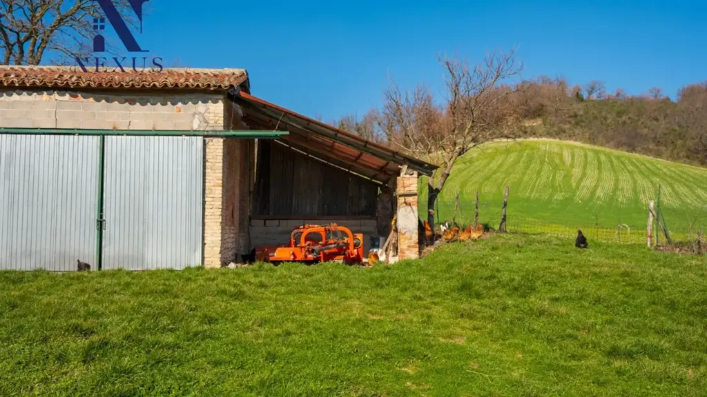 Välivaade - Rustic Farmhouse with River View in Sassoferrato