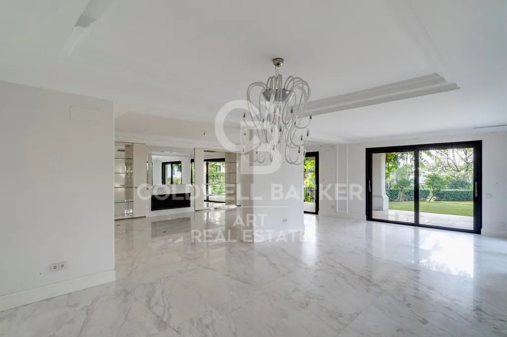 Séjour - Luxury Villa with Communal Pools in Marbella
