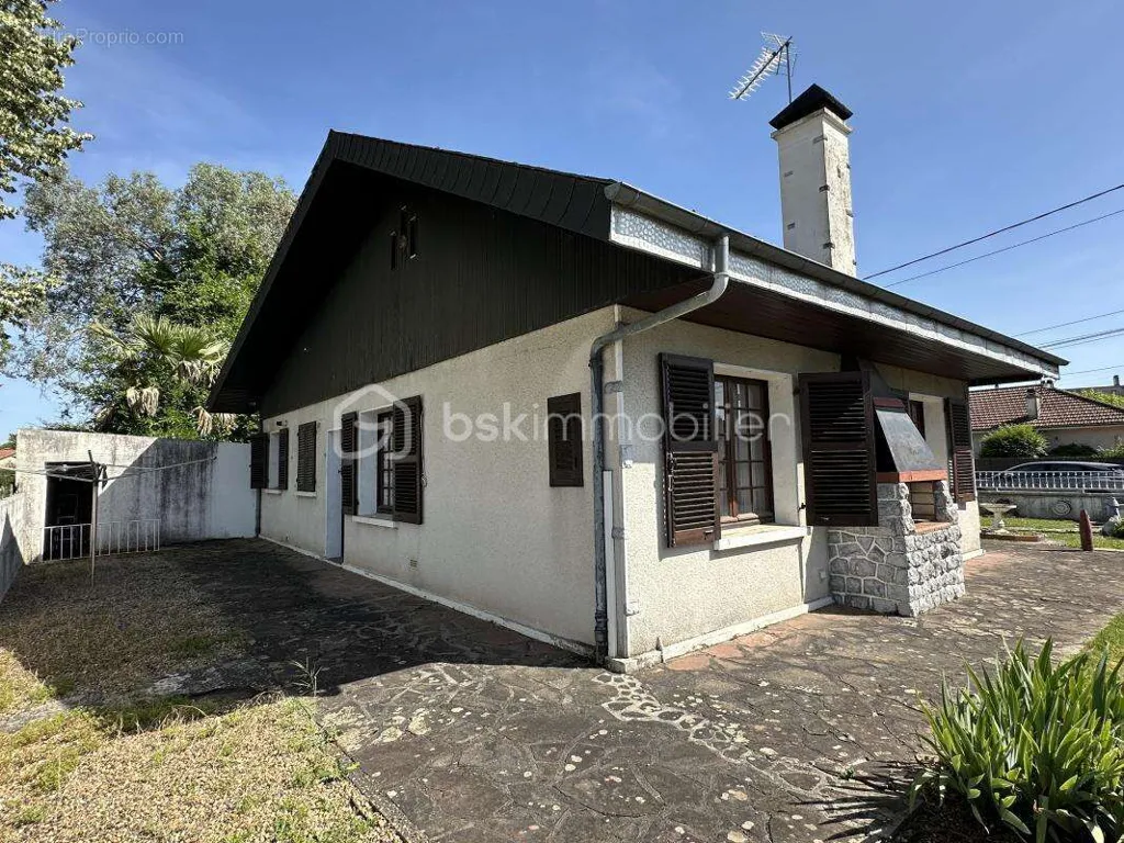 Välivaade - House with Terrace in Pau