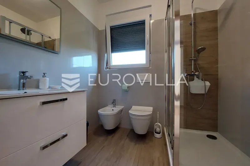 Vannitoad - Modern House with Pool near Pula, Istria