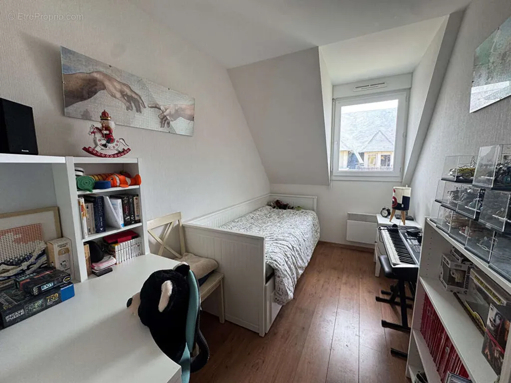 Chambres - Appartement T3 avec Balcon à Ouistreham