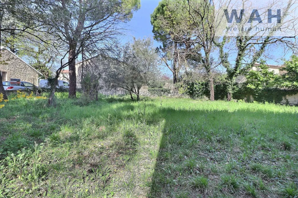 Aed - Buildable Plot with Parking near Quissac Centre