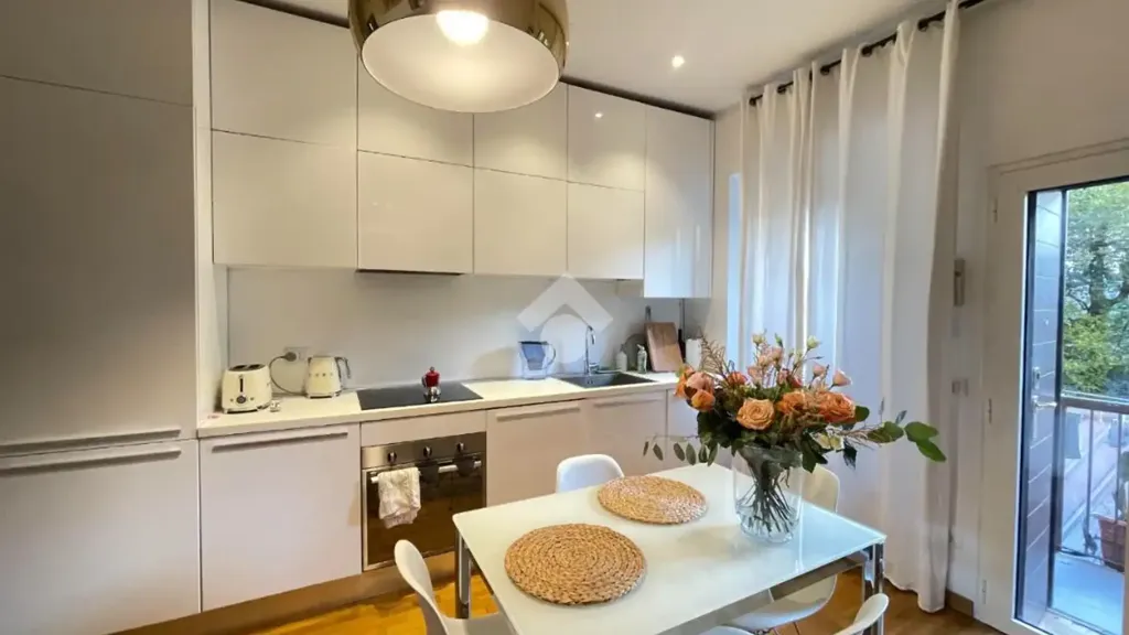 Köök - Fully Furnished Flat with Balconies in Milan