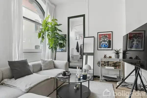 Séjour - Apartment with Large Windows in Aarhus C