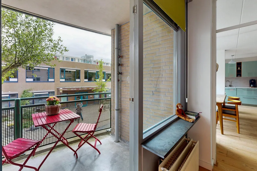 Balcone - Modern Apartment with Balcony in Amsterdam-Oost
