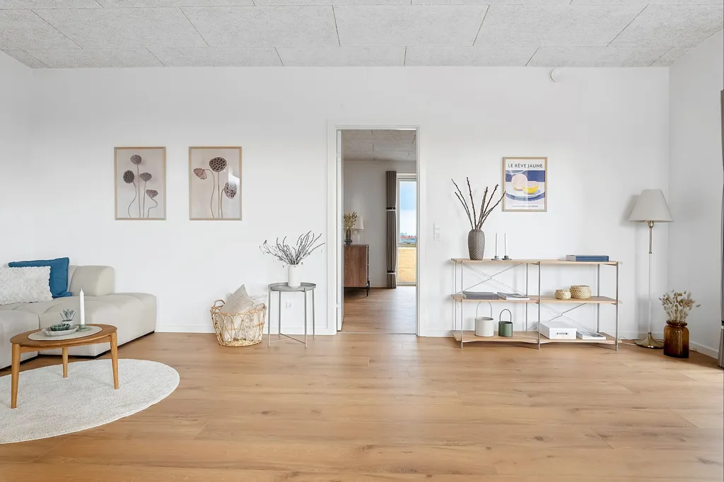 Elutuba - Contemporary Row House with Garden in Juelsminde