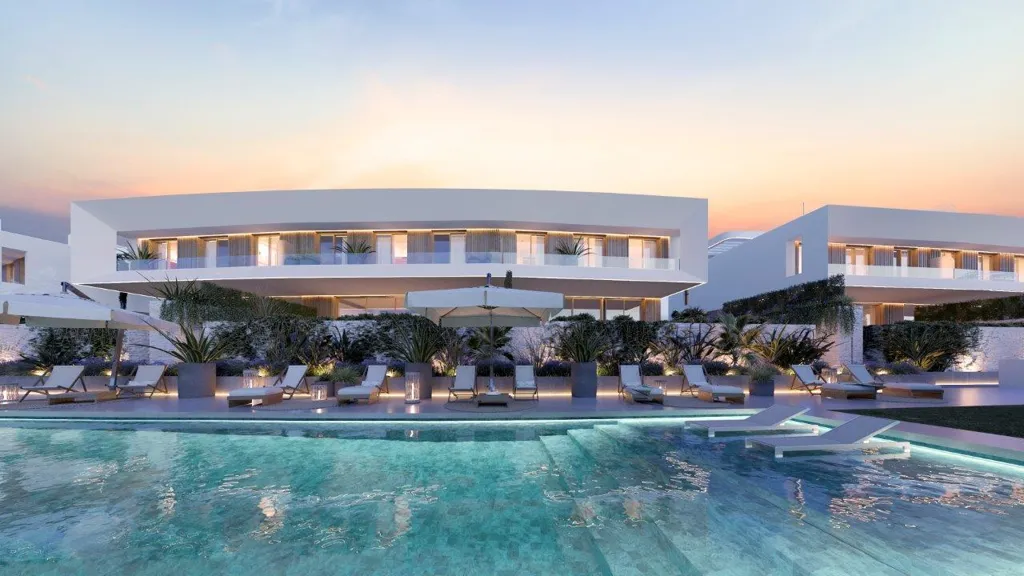 Piscine - Detached Villa with Golf Course View in Estepona