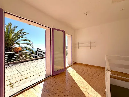 Rõdu - Luxury House with Divisible Plot in Sète