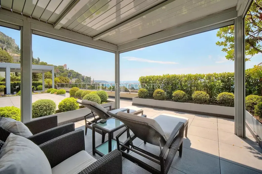 Terrazza - Penthouse Villa with Sea View at Monaco Border