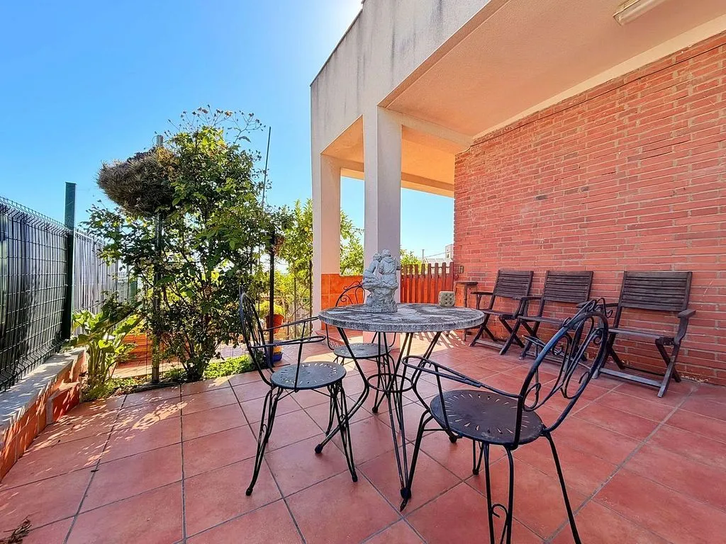 Terrass - Chalet with Pool and Terrace in Canyelles