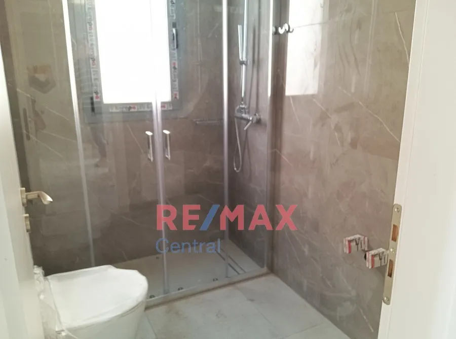 Salles de bain - Modern Apartment with Sea View in Alimos