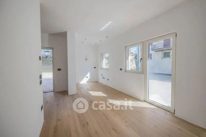 Stanze - Ground Floor Bilocale with Large Terrace in Merano