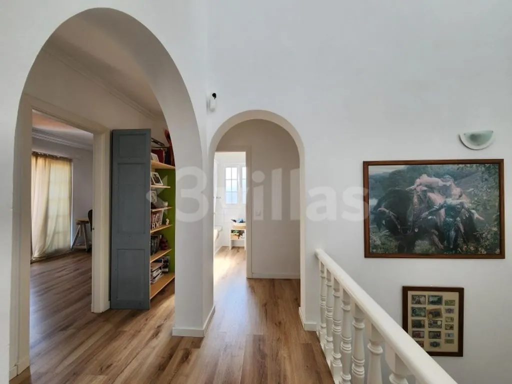 Esik - Chalet with Pool in Es Castell, Mallorca