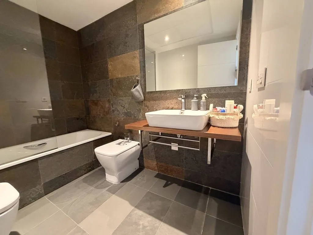Salles de bain - Luxury Townhouse with Pool in Benidorm